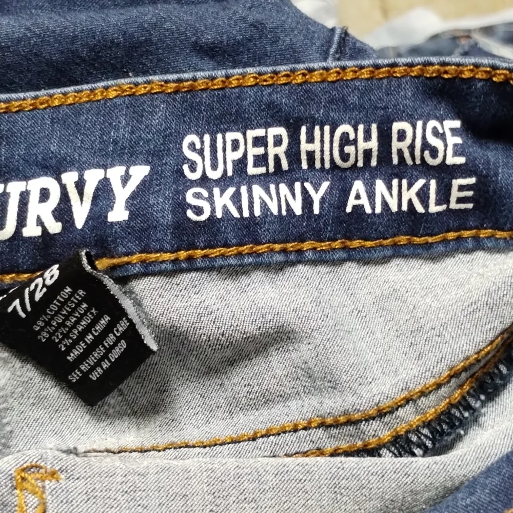 5‎ for $30  S.o.n.g. Curvy súper high Rise skinny ankle jeans size 7/28
